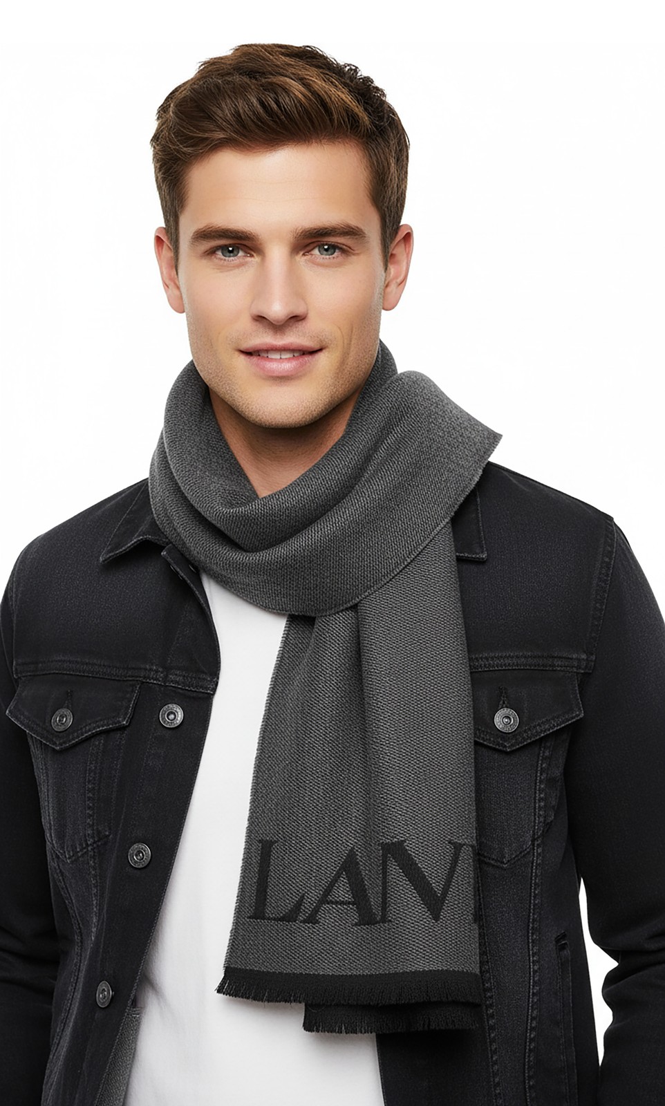 Мягкий роскошный шарф с бахромой из 100 шерсти серого цвета от Lanvin 33890₽