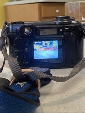 Sony CyberShot DSC-S85 4.1MP Digital Camera Tested Working