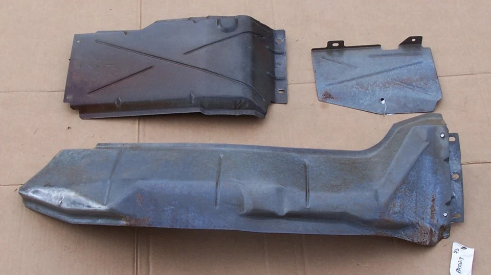 80 - 97 FORD OBS F150 F250 F350 REGULAR CAB UNDERSIDE EXHAUST HEAT SHIELDS OEM 3 - Image 2 of 4