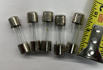 Lot of 5 AGU-3A 32V Fast Acting (Fast Blow) Glass Body Fuse 1-1/2'' Long 3 Amp