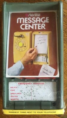 Sterilite Message Center Green Command Post Phone Accessory Key Holder Memo Pad