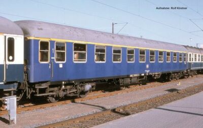 PIKO 59620 – Wagon Coloré – Maquette H0 Précision & Couleurs Vives