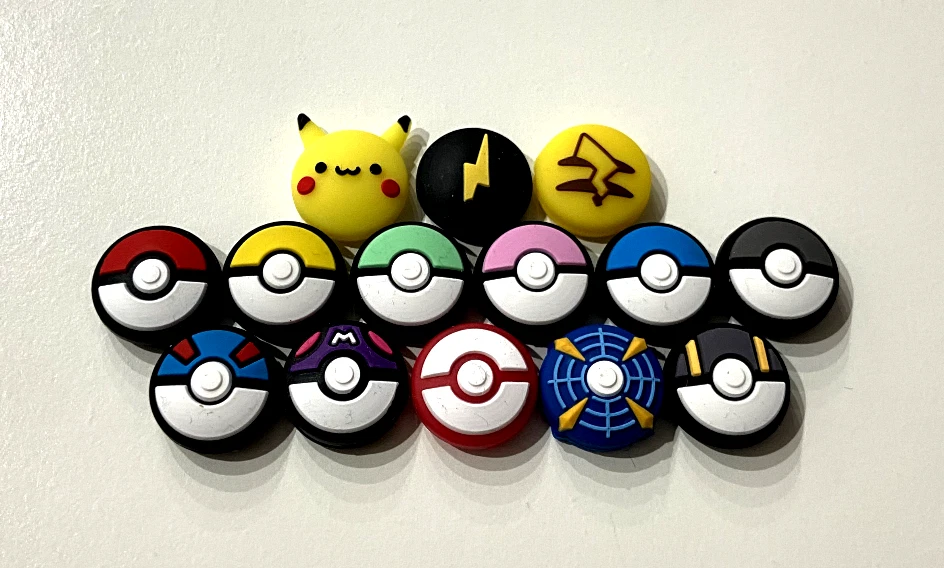 MARKENLOS Nintendo Switch Pokemon Thumbstick Joy Con Controller Kappen Aufsatz Set NEU