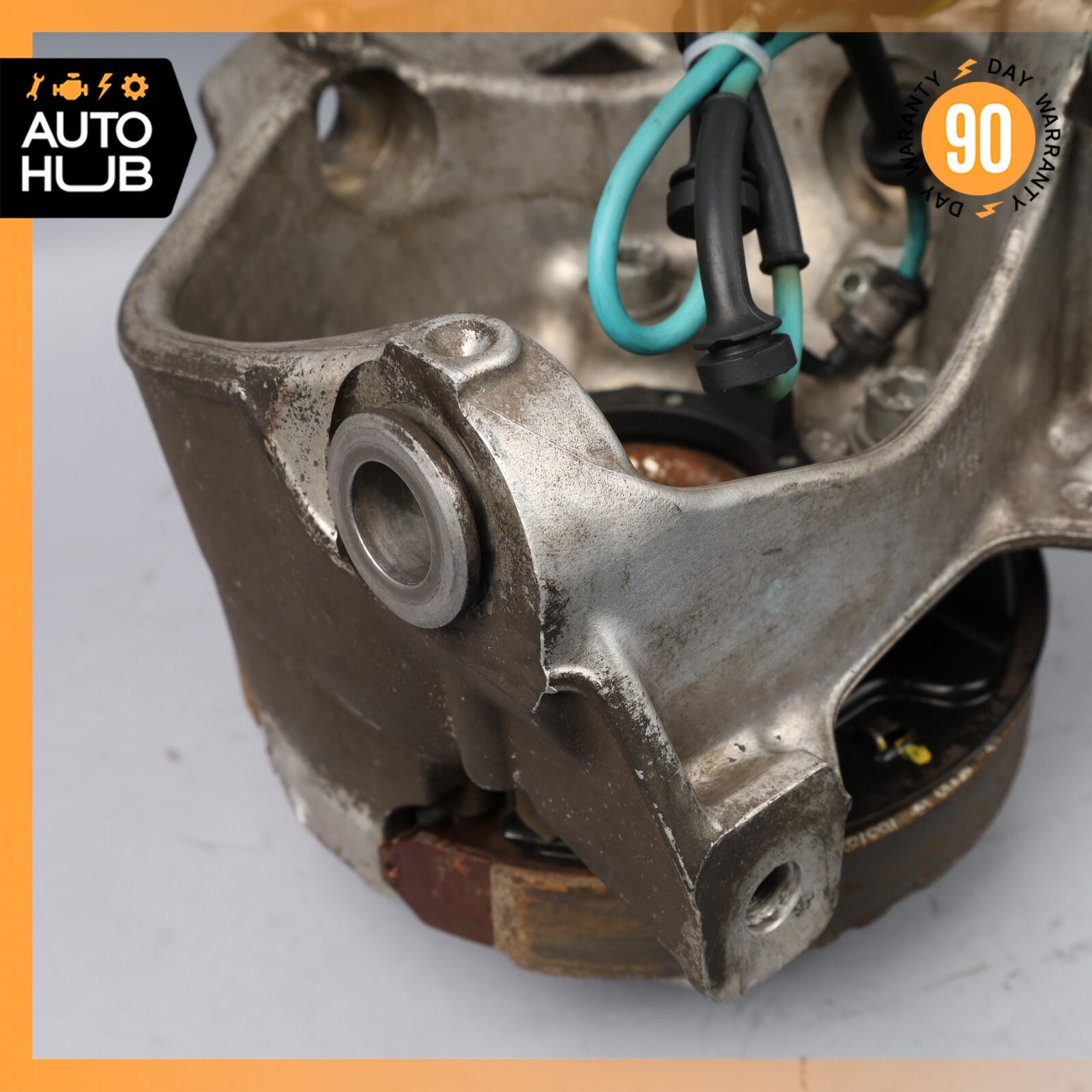 11-19 Maserati GranTurismo S M145 Rear Right Side Spindle Knuckle Hub OEM