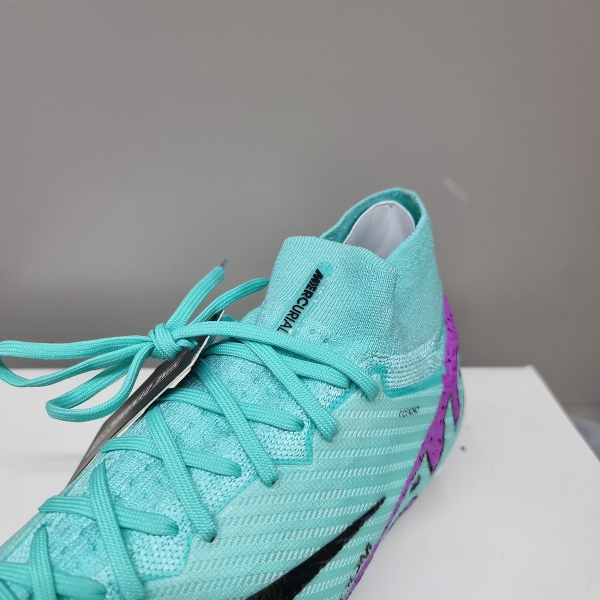 NIKE AIR ZOOM MERCURIAL SUPERFLY IX ELITE SG-PRO FOOTBALL BOOTS