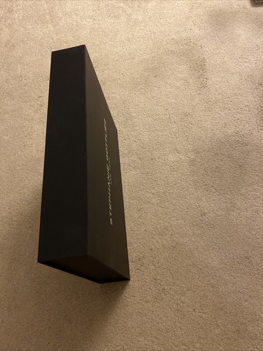 Stephanie Gottlieb New York Jewelry Gift Box - Picture 7 of 9