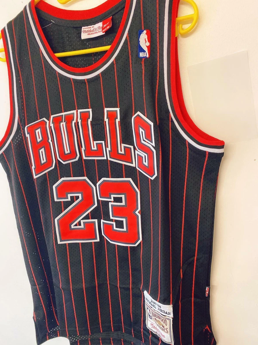 23 Michael Jordan NBA Black Stripe Jersey Chicago Bulls Swingman