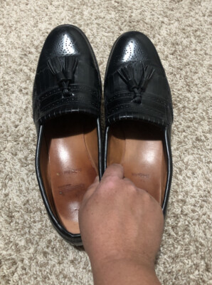 Allen Edmonds Bridgeton Mens Black Tassel Loafers Slip Ons  display picture 1