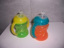 Nuby 2 Piece No-Spill Grip N Sip Clik It Sippy Cup with Soft Flex Spout boxrid