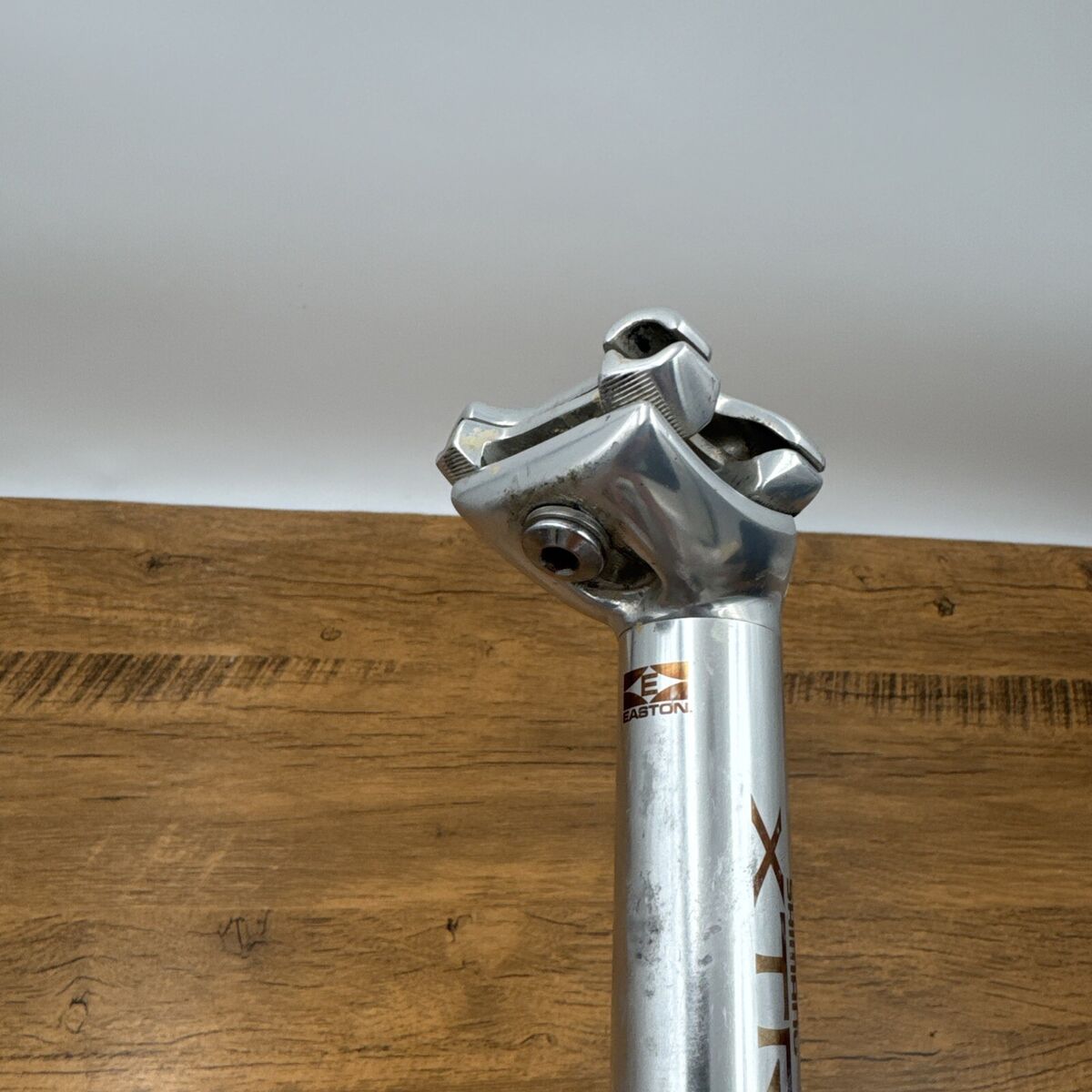 Shimano XTR SP-M910 Seatpost, 27.2mm x 330mm Vintage MTB | eBay Shimano XTR SP-M910 Seatpost, 27.2mm x 330mm Vintage MTB | eBay