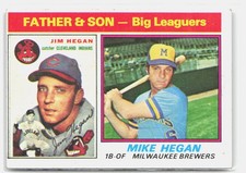 1976 Topps #69 Father & Son - Big Leaguers (Jim Hegan / Mike Hegan) F&S