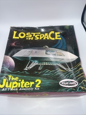 激レア　未開封　LOST IN SPACE 　POLAR LIGHTS ポップ LOST IN SPACE The Jupiter 2 Polar Lights Model Assembly Kit 5033