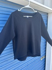 Women's Black Raglan Sleeve Crew Neck Pullover Sweatshirt