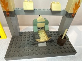 2002 Lego Set 4733 - The Dueling Club Harry Potter  - Incomplete