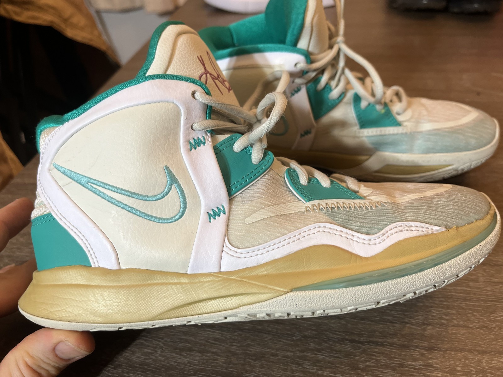 Nike Kyrie Infinity GS Keep Sue Fresh Golden Tribute DD0334-002 Size 6.5Y thumbnail 5