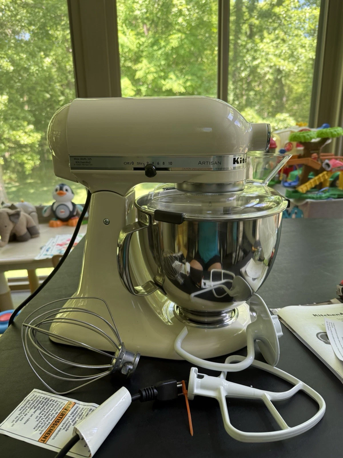 Artisan® Series 5 Quart Tilt-Head Stand Mixer - Almond Cream KSM150PSAC