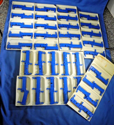 (68) LOT of Alpha  FCC-391-26 26 pin 4 Wall Header W/ Latch (USA SHIPPING! )