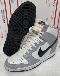 nike dunk sky hi gray