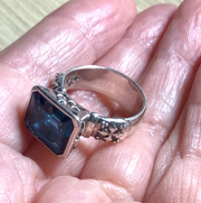 STERLING SILVER 925 BLUE STONE RING SIZE 6.25 USA