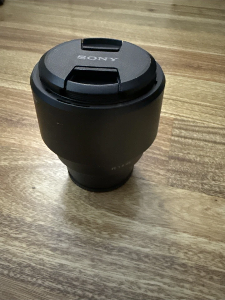 索尼 85 毫米 F/1.8-22 中长焦固定定焦相机镜头 — 第 2/4 张图片