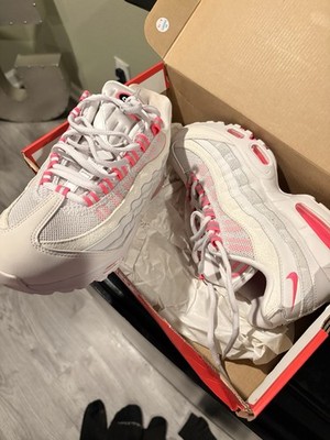 Nike Air Max 95 Women s Low Top Lace-Up Colorblock Sneaker White Pink Gray