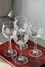 4x Villeroy & Boch V&B Kristall-Weingläser mit floralem Schliffdekor, Signiert