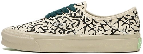 Size 11.5 - VANS vault Style 43 LX x Taka Hayashi Low Geo Camo Size 11.5 - VANS vault Style 43 LX x Taka Hayashi Low Geo Camo