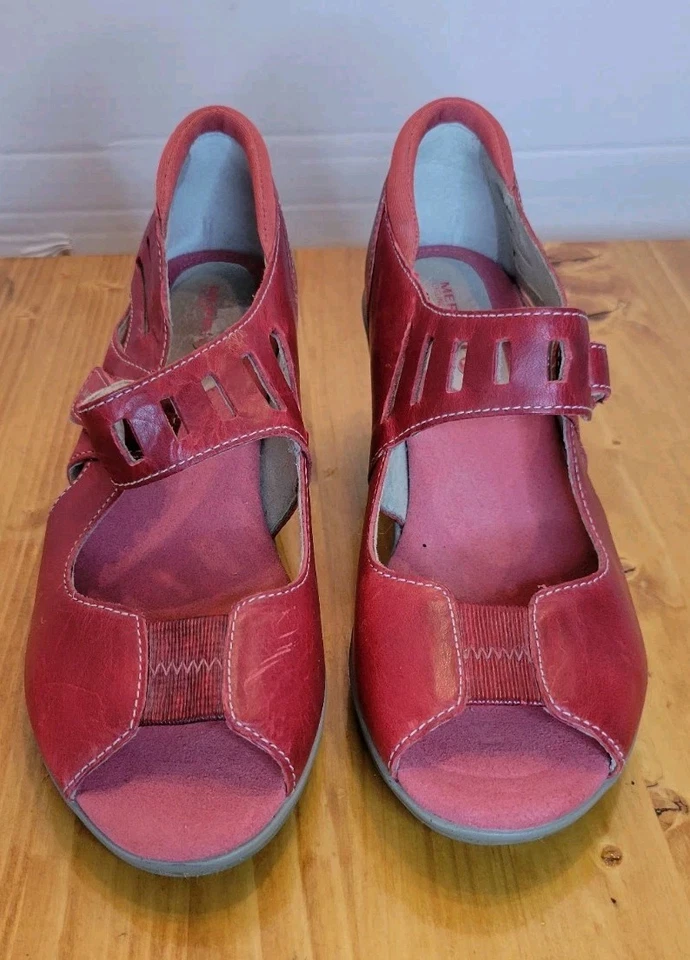 Zapatos de tacón Merrell Cycling Evera MJ Scarlet Peep Toe para mujer talla 6 cuero rojo Foto 4 de 4