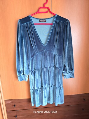 Vanessa Scott - Kurzes Samtkleid - grün - Gr. M
