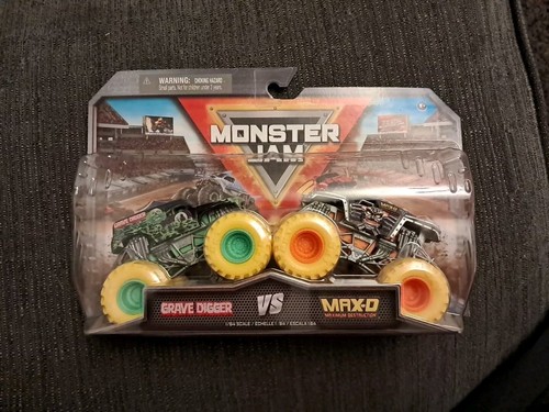 Monster Jam Grave Digger Vs Max D