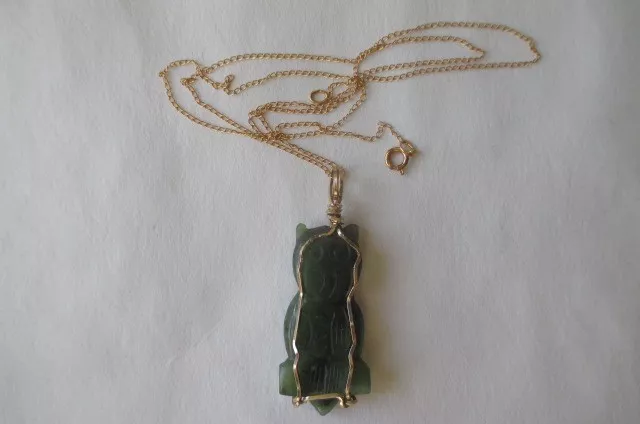 Jade owl pendant deals
