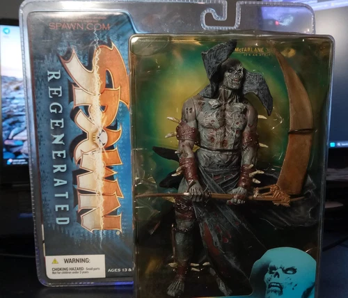 2005 McFarlane Spawn Series 28 (Regenerated) Zombie Spawn