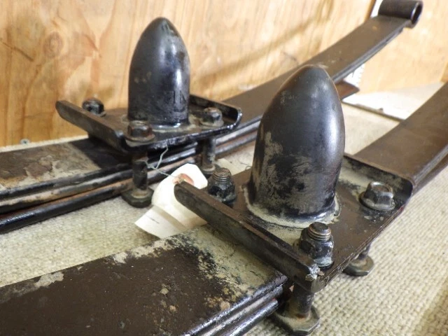 HONDA ACTY TRUCK HA3 HA4 Rear Leaf Spring LH & RH Set GENUINE JDM - Image 4 of 4