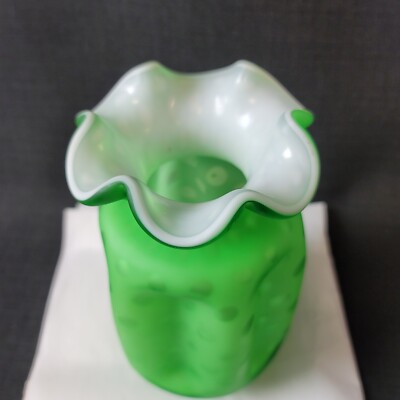 Vintage Fenton Green Satin Optic Dot Cased Pinch Vase 8