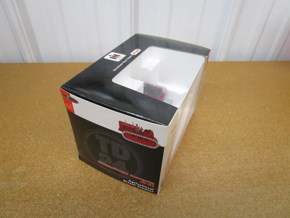 International IH TD 24 Crawler diesel SPECCAST 1/50 diecast construction B11Z - Image 4 of 4