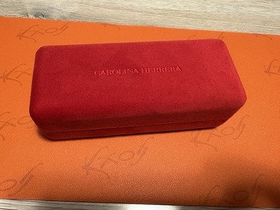 Carolina Herrera Brillenetui + Tuch,  15,5x6x4cm