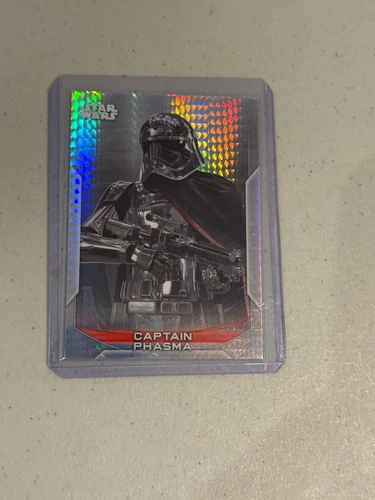 2020 Topps Chrome Star Wars Perspectives Prism #/299 Captain Phasma 29-R