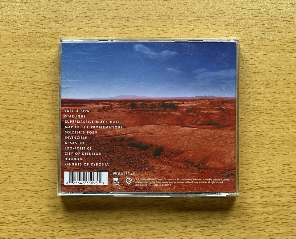 Muse CDs - Black Holes & Revelations, The Resistance, Plug In Baby CD Single - Imagem 4 de 4