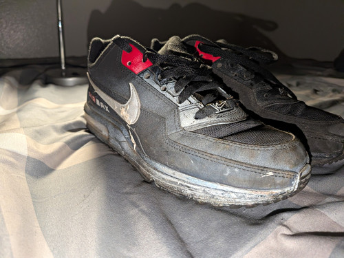 Nike Air Max LTD 3 Men's Low Top Lace-Up Mesh Sneaker Black/Red CW2649-001
