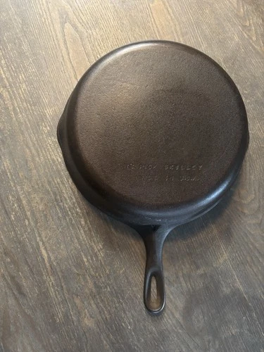 Vintage #10 A Unmarked Wagner Ware 11 3/4 Inch Cast Iron Skillet Restored USA