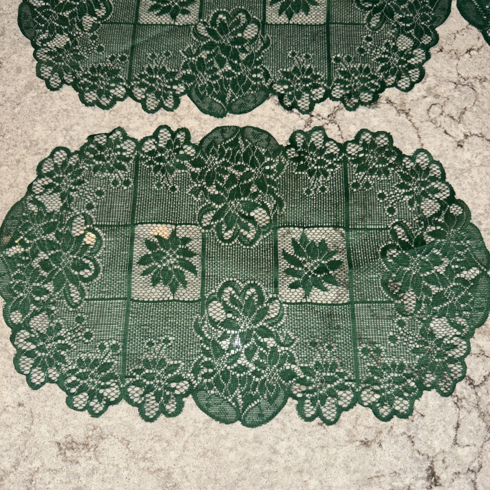 Set Of 4 Dark Green Lace Doily Mat Flower Floral Doilies Plants Christmas