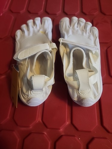 Vibram Fivefingers KSO White 21W1410 Size 7.5-8 Women's . - Picture 4 of 7