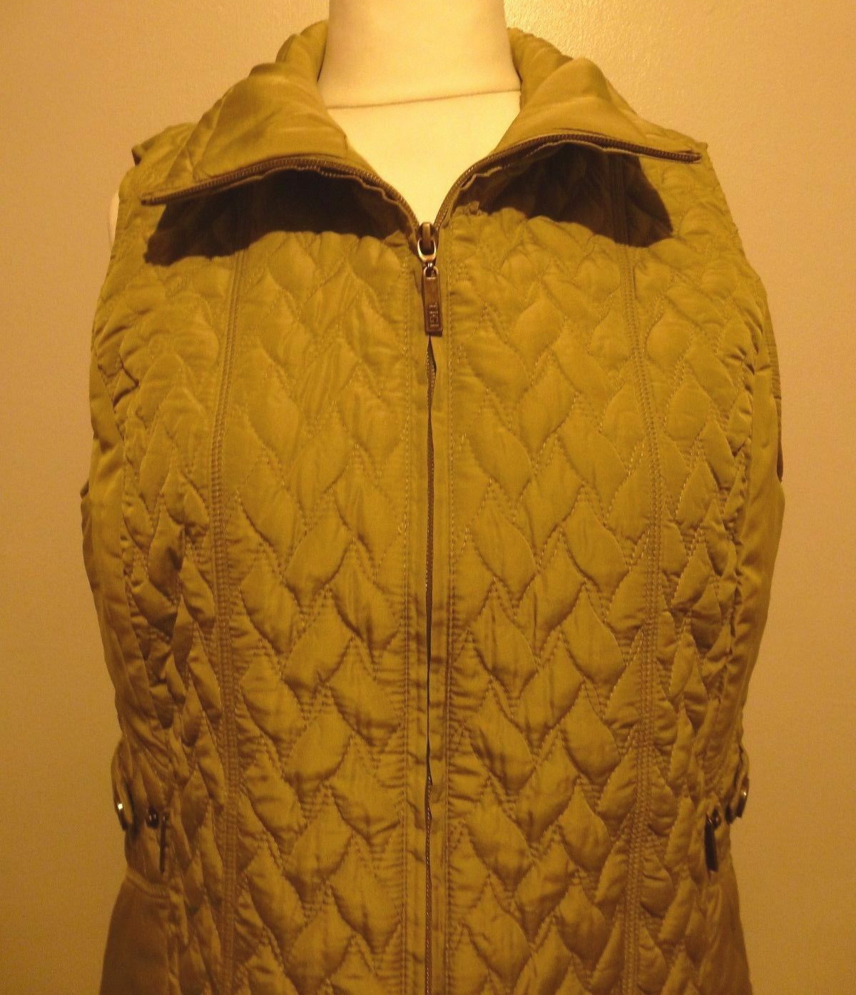 TIGI Quilted Gilet Bodywarmer Womens Woodland Size 10/12 Uk BNWT RRP £36.50 Pear