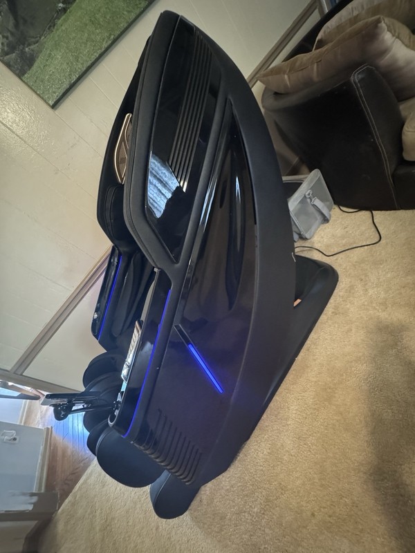 Remnant House The Revolution Massage Chair Galaxy Black LED Bluetooth