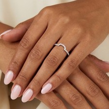 Classic Wedding Band 18K Gold Petite 0.30 Carat Round Lab-Grown Diamond E VVS2