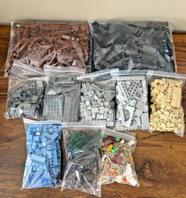 LEGO Castle Medieval Market Village (10193) - Incomplete