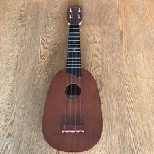 Famous Ukulele FU-8PMade in Japan, comes with hard case