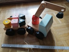  Holzspielzeug von IKEA, KOMPLETT, Kran LKW Anhänger mit Magnet-Hebearm
