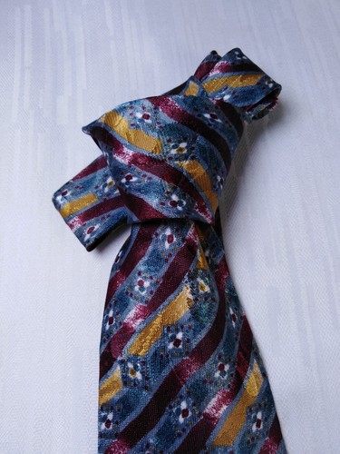 Mario valentino 100% Silk Tie Necktie Italy Vintage Classic - Picture 3 of 5