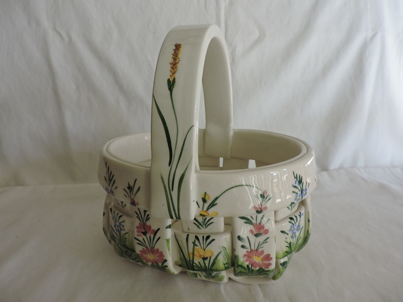 Italian Ancora Ceramic Pottery Woven Design Basket with Painted Floral Motif
